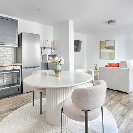 Unique Marais Location 1br 4p By Melvane Apartment